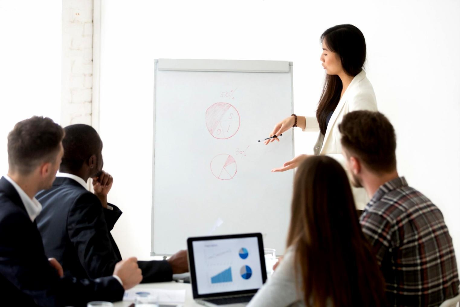 Séance de formation pratique en préparation budgétaire